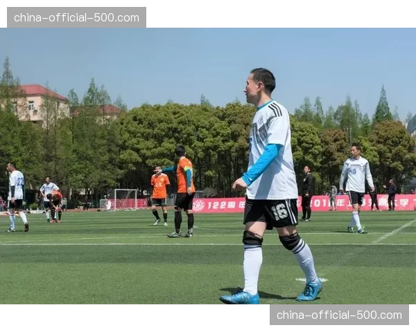 校园体育赛事通过轻量化互动方案连接校友与社会关注，扩大赛事影响力。