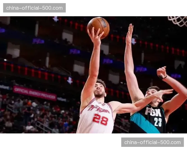 火箭111-94战胜尼克斯,申京内线统治力尽显 火箭111-94战胜尼克斯,申京内线统治力尽显